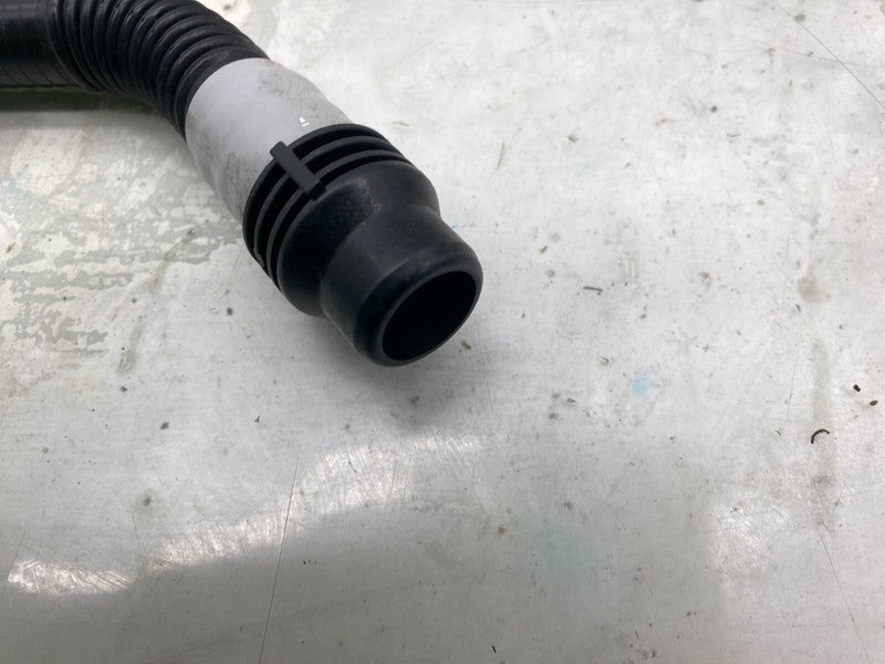 107759200D ⭕17-23 Model 3 Front Pump to Tunnel Radiator Coolant Hose Pipe Tube 1077592-00-D