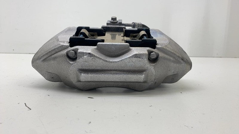 ⭕ 2025 Chevrolet Silverado 1500 Front Right Brake Caliper w/ Hose Line