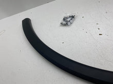 ⭕ 25-26 Tesla Model Y Front Left Fender Garnish Wheel Arch Molding 1937597-00-C