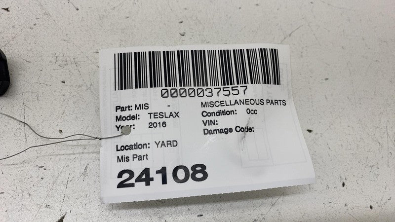 103598200D ⭕ 2016-2020 Tesla Model X Passenger C-Pillar Mid Trim Panel Right 1035982-00-D