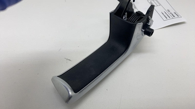 2022 Ram 2500 6.7L Diesel Turbo Front Passenger Right Door Handle w/ C