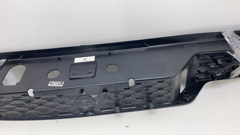 ⭕ 2025 Ram 1500 Pickup Rear Bumper Center Step Pad Panel OEM 68566562A