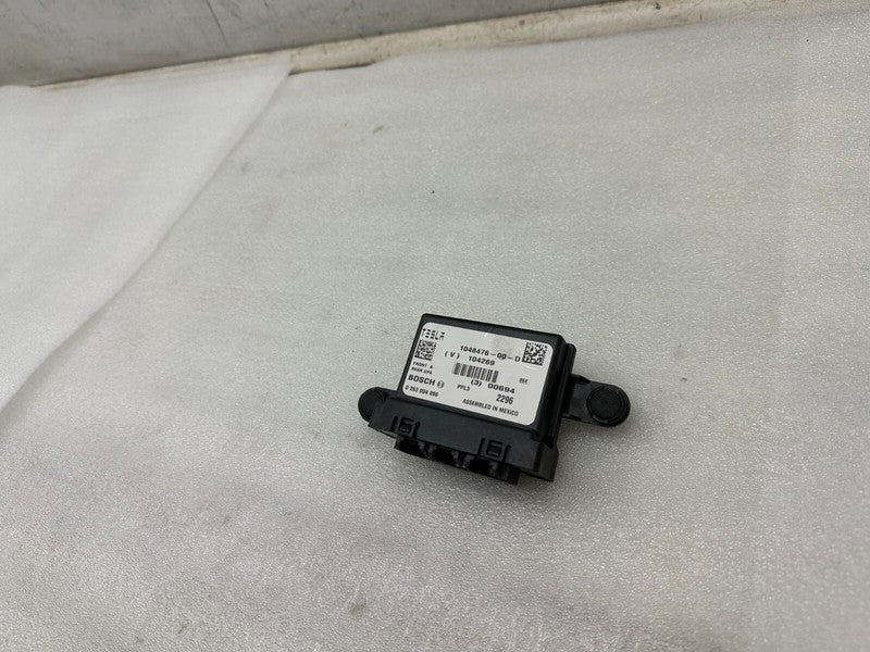 104847600C ⭕ 12-20 Model S ECU Park Distance Assist Control Sensor Module PDC 1048476-00-C