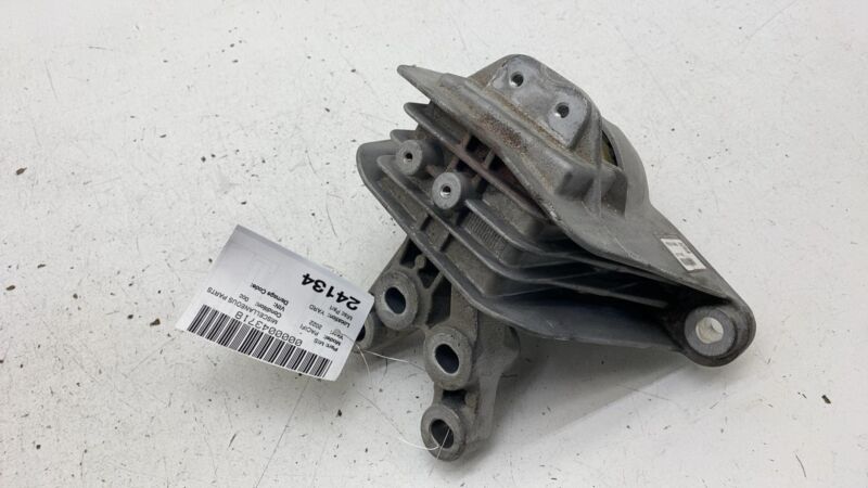 68224746 ⭕ 17-24 Chrysler Pacifica Engine Right Frame Mount Support Bracket RH 68224746AD