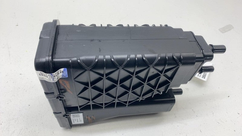 ⭕ 2025 Chevrolet Silverado 1500 Fuel Evaporator Vapor Canister Assembl