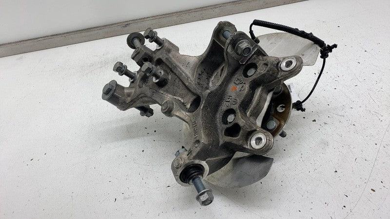 2017-2024 Chrysler Pacifica Rear Right Spindle Knuckle Hub w/ Dust Shield RH FWD