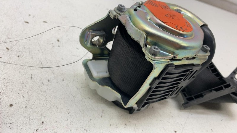 ⭕2019-2023 Audi E-Tron Quattro Left or Right Seatbelt Beat Belt & Retractor Assy