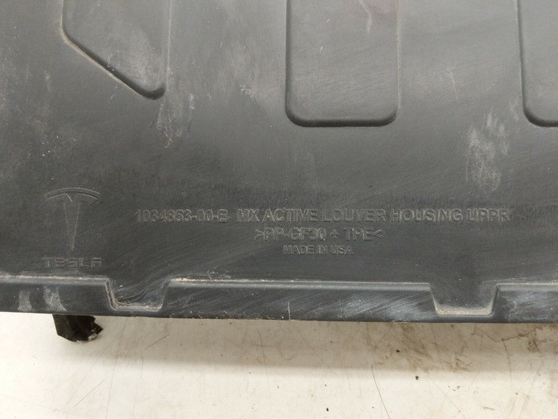 ⭕ 2016-2020 Tesla Model X Front Active Louver Housing Upper Cover 1034