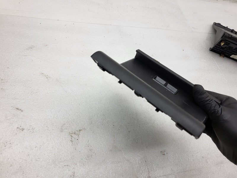1112412 00 C ⭕ 2017-2020 Tesla Model 3 Center Console Phone Dock Premium Assy 1112412-00-C