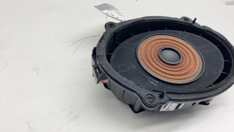 ⭕ 22-24 Rivian R1T R1S Front Left or Right Door Audio Sound Speaker C1