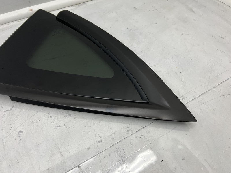 1495745-00 2020-2023 Tesla Model Y MY Rear Passenger Side Quarter QTR Window Glass Right RH