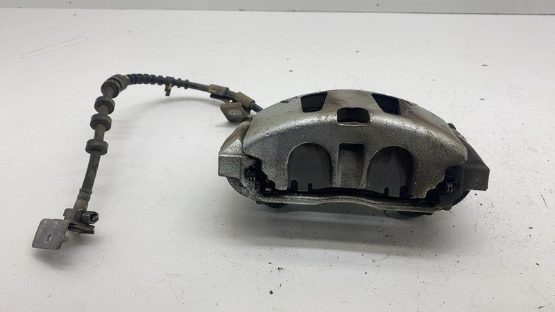17988801 ⭕2017 2018 2019 2020 Chrysler Pacifica Front Passenger Caliper Right RH 17988801