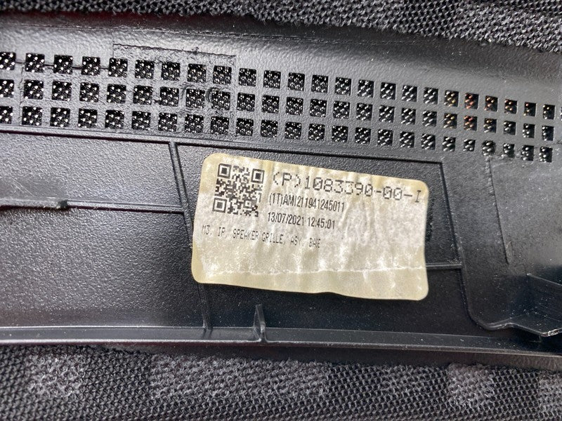 1083390 00 I ⭕ 2017-2023 Tesla Model 3 Dashboard Instrument Panel Speaker Grille 1083390-00-I