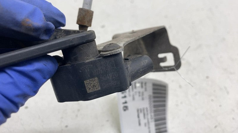 ⭕️ 16-20 Tesla Model X Rear Left Air Suspension Ride Height Sensor 102