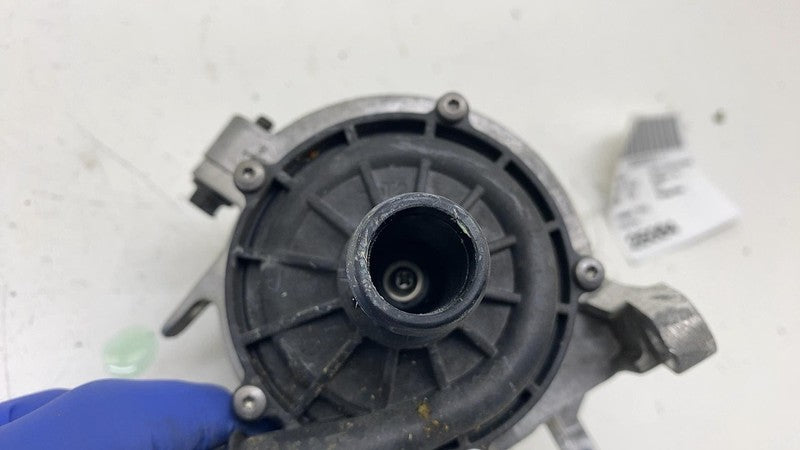 32135207 ⭕ 21-23 Polestar 2 Drive Motor Inverter Cooler Auxiliary Water Pump OEM 32135207