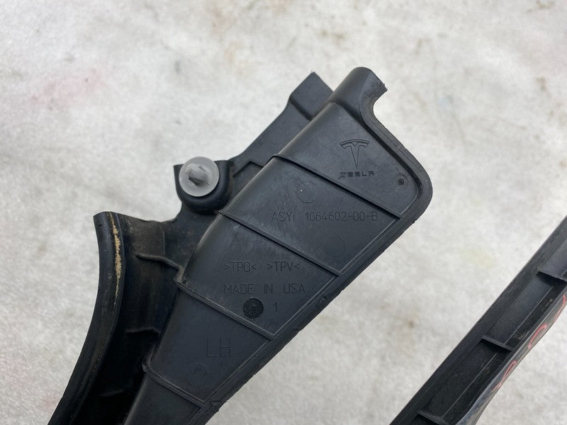 1064602 00 B ⭕ 16-20 Tesla Model X Front Driver Side Hood Hinge Cover Trim Left 1064602-00-B