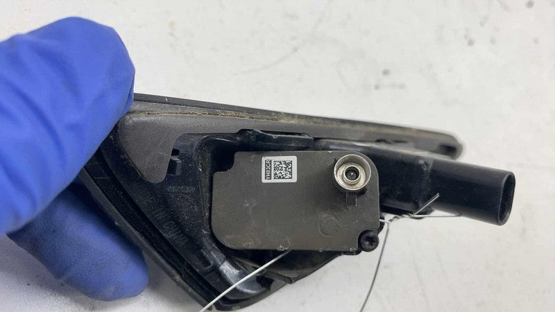 ⭕ 2024-2026 Tesla Model 3 Front Right Repeater Turn Signal Fender Came