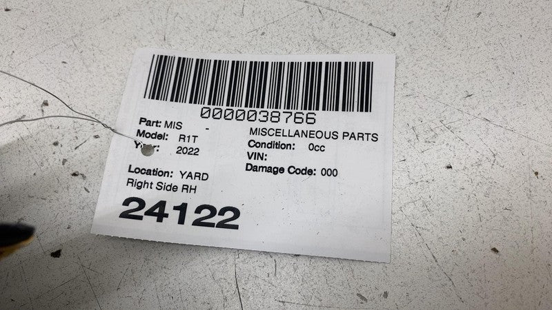 ⭕2022-2024 Rivian R1t Passenger Side Upper Interior B-pillar Trim Pane