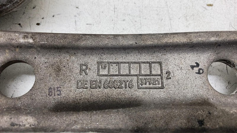 2018-2020 BMW 530e Front Right Spindle Knuckle w/ Upper & Lower Contro