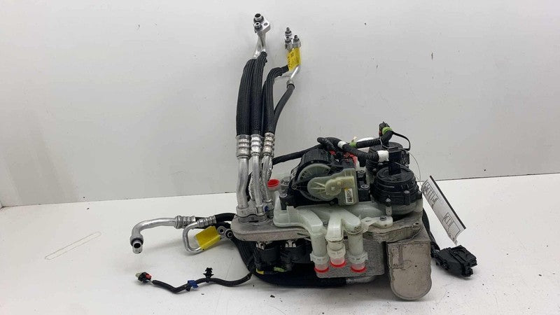 ⭕ 2020-2024 Tesla Model Y Supermanifold Refrigerant Chiller w/ Coolant