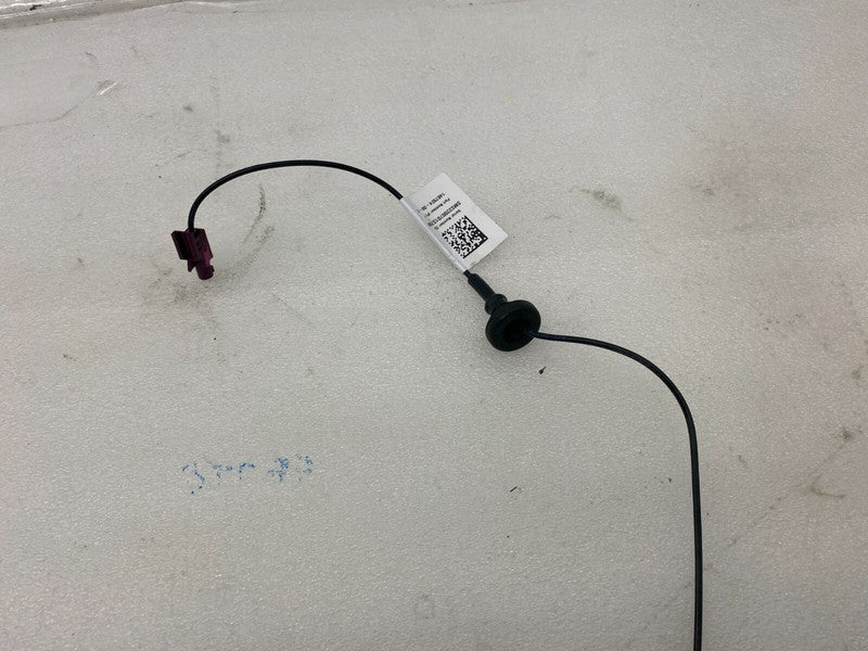 1487924-00-E ⭕ 12-20 Model S Liftgate Trim Mold Bracket Molding w/ Backup Camera 1487924-00-E