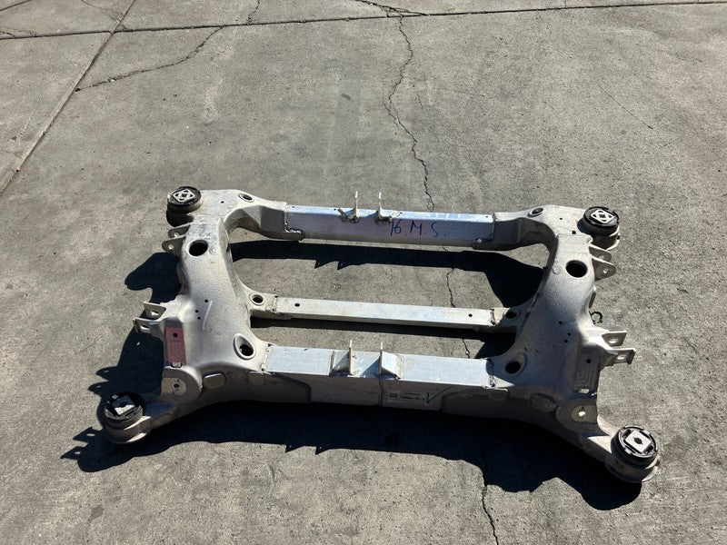100982500A 2016-2020 Tesla Model S MS Rear Suspension Subframe Cradle Crossmember Assembly