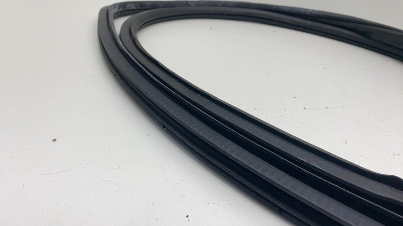 ⭕ 2016 Chevrolet Silverado 1500 Rear Door Body  Weatherstrip Rubber Se