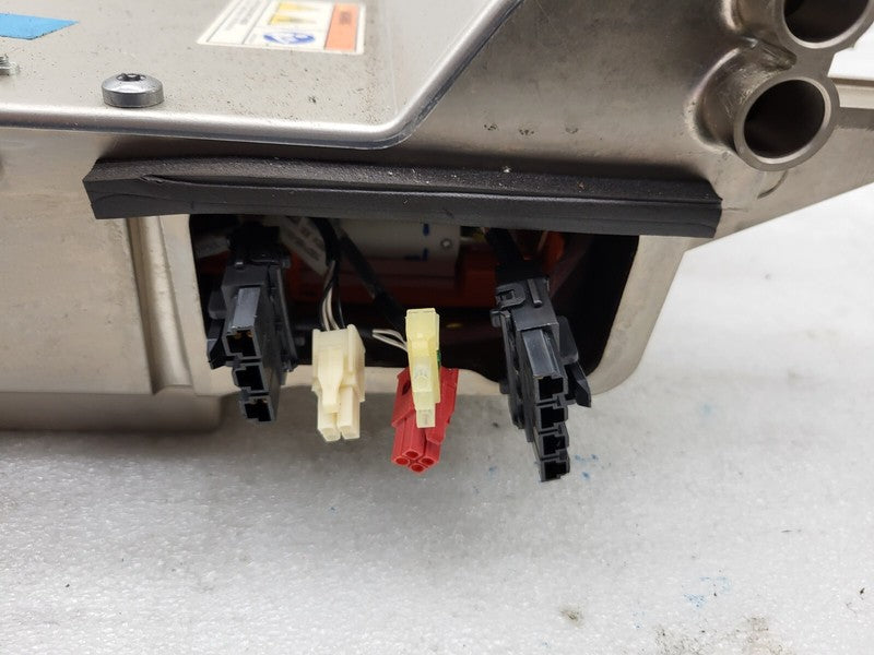 101656100A ⭕ 2012 -2015 Tesla Model S MS Rear High Voltage HV Junction Box OEM 1016561-00-A