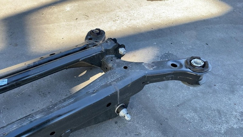 20226516150 2017-2024 Chrysler Pacifica Rear Undercarriage Subframe Crossmember Cradle FWD