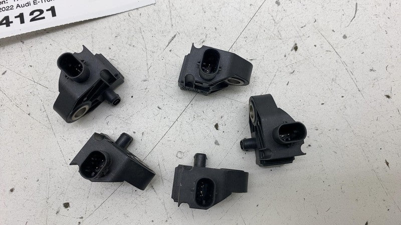 4KE959345A ⭕ 2019 2020 2021 2022 Audi e-Tron Gen SRS Impact Sensor Assembly 4KE959345A (x5)