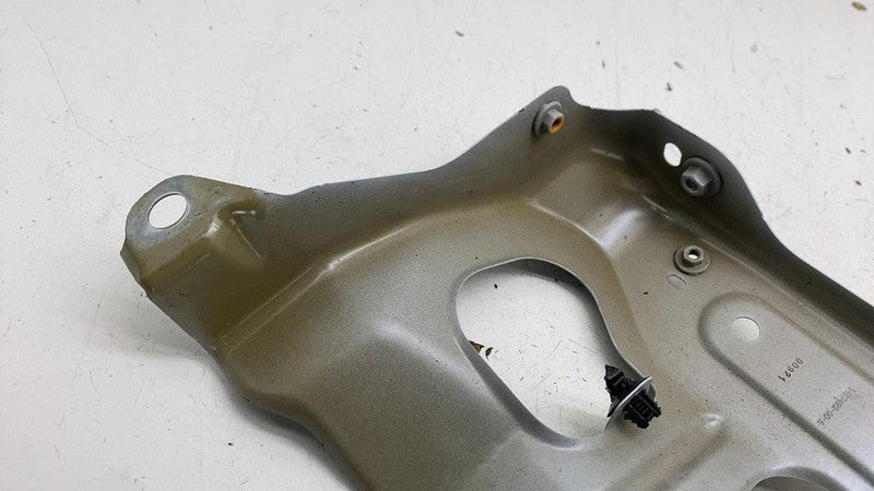 ⭕20-24 Model Y Front Left & Right Fender Mount Bracket 1487492-00-A/14