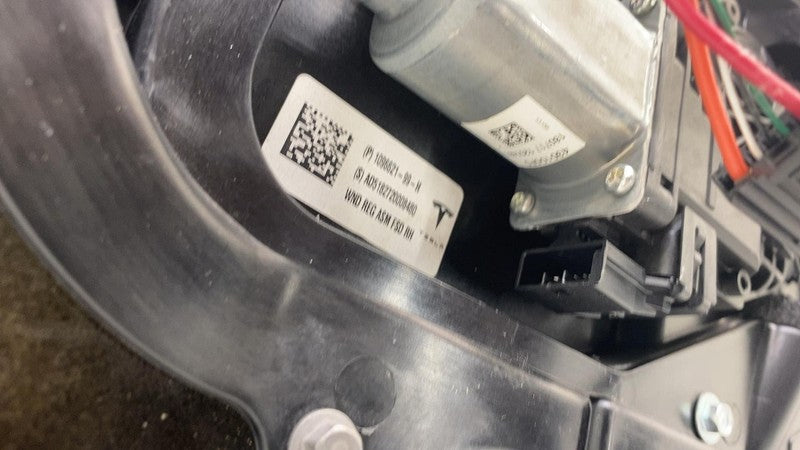 ⭕ 2017-2020 Tesla Model 3 Front Door Shell Panel Right Black PBSB 1081