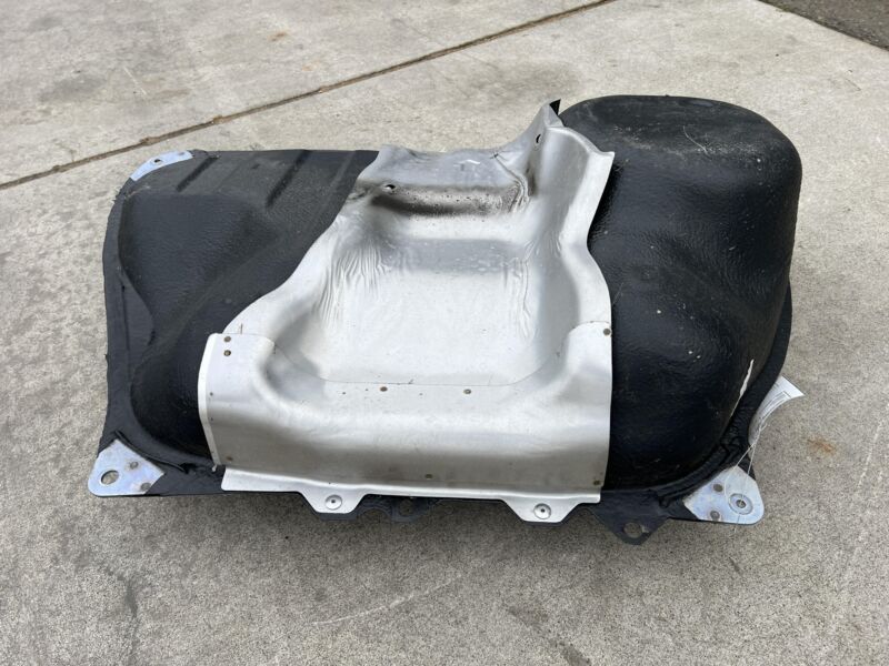 NA1J 42 100B 2016-2023 Mazda MX-5 Miata Fuel Gas Tank Reservoir w/ Shield Assy NA1J-42-100B