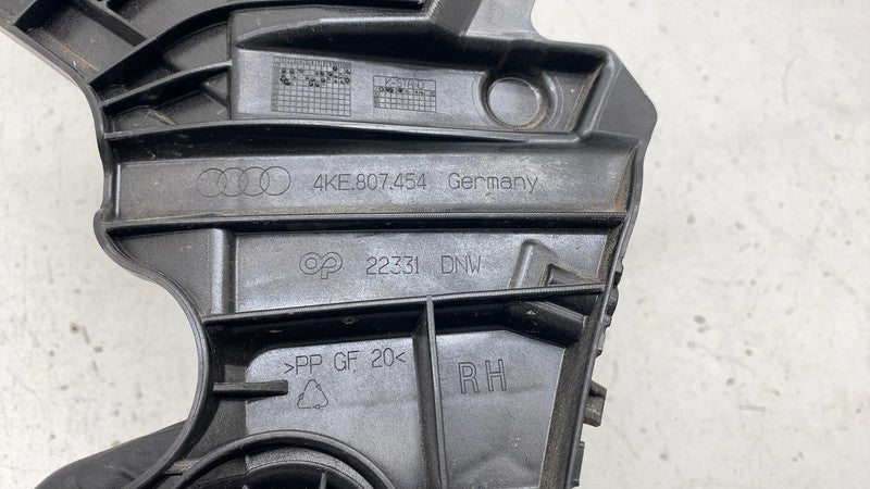 4KE807454 ⭕2019-2023 Audi e-Tron Rear Side Bumper Guide Bracket Support Right RH 4KE807454