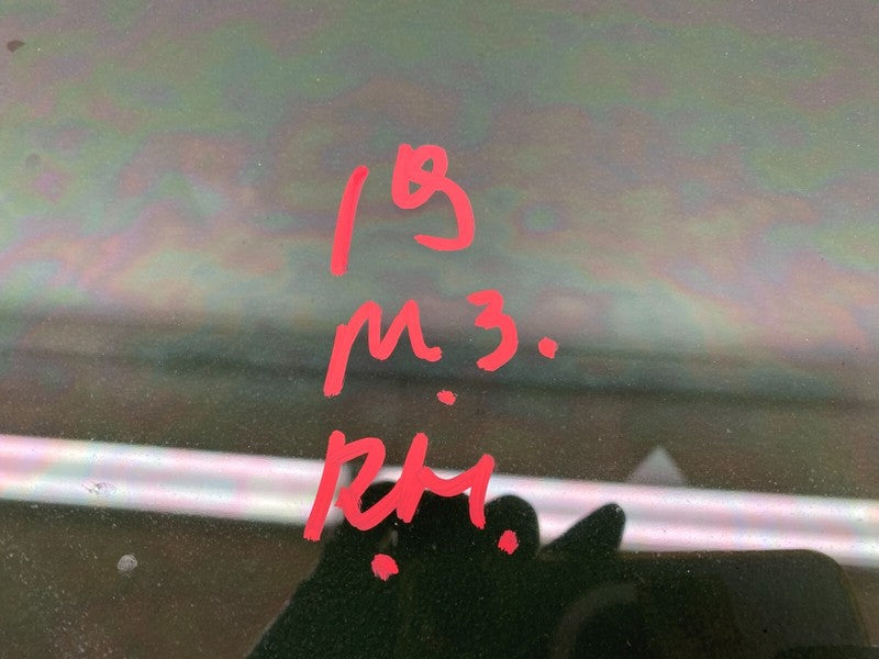 E9 43R-004529 ⭕17-23 Tesla Model 3 Rear Passenger Side Door Window Glass Right Single Pane OEM