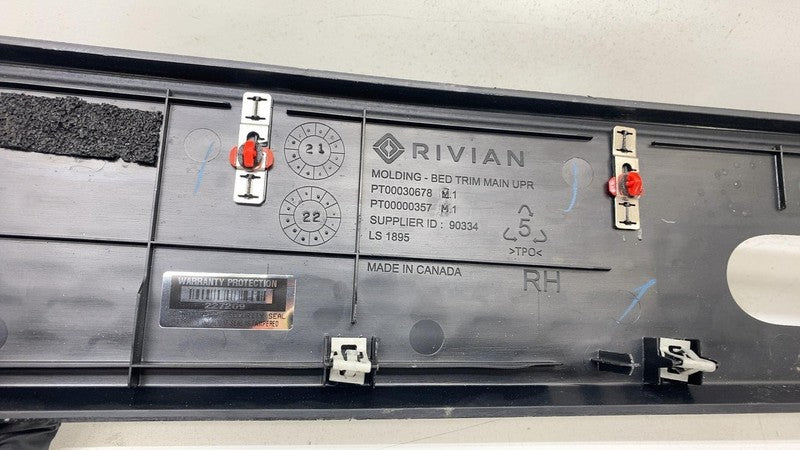 ⭕ 22-24 Rivian R1T Right Trunk Cargo Pick Up Box Upper Molding Panel P