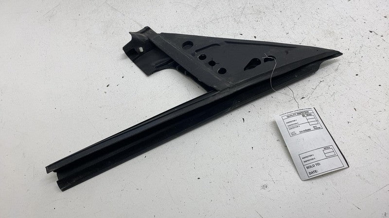 ⭕ 17-20 Maserati Levante Front Driver Side Door Mirror Gasket Rubber Seal Left