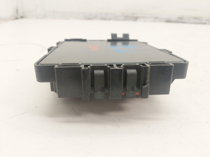 ⭕ 16-20 Model S Front Dash Relay Junction Fuse Box Control Unit 12V 10