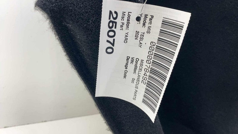 ⭕2020-2024 Tesla Model Y Passenger Right Trunk Quarter Trim Cover Pane