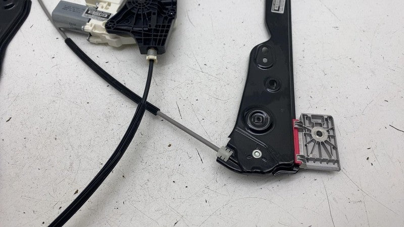 ⭕ 20-24 Tesla Model Y Front Passenger Side Door Window Regulator & Mot