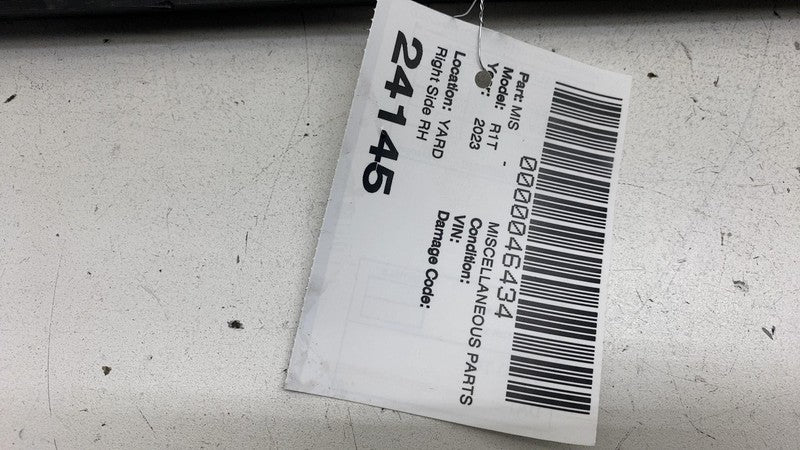 PT00030678M ⭕ 2022 2023 2024 Rivian R1T Rear Right Side Bed Trim Molding Cover PT00030678-M