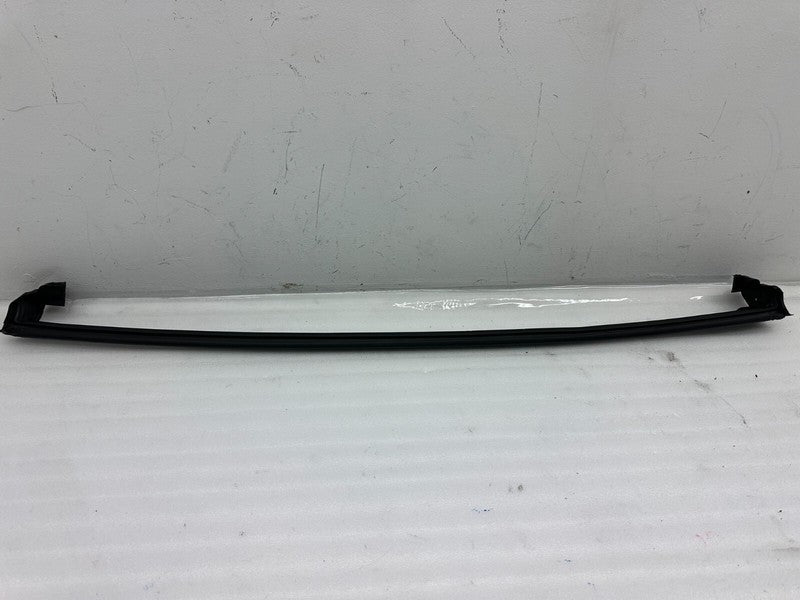 1090636 00 A ⭕ 2016-2023 Tesla Model X Rear Driver Upper Falcon Door Glass Seal 1090636-00-A