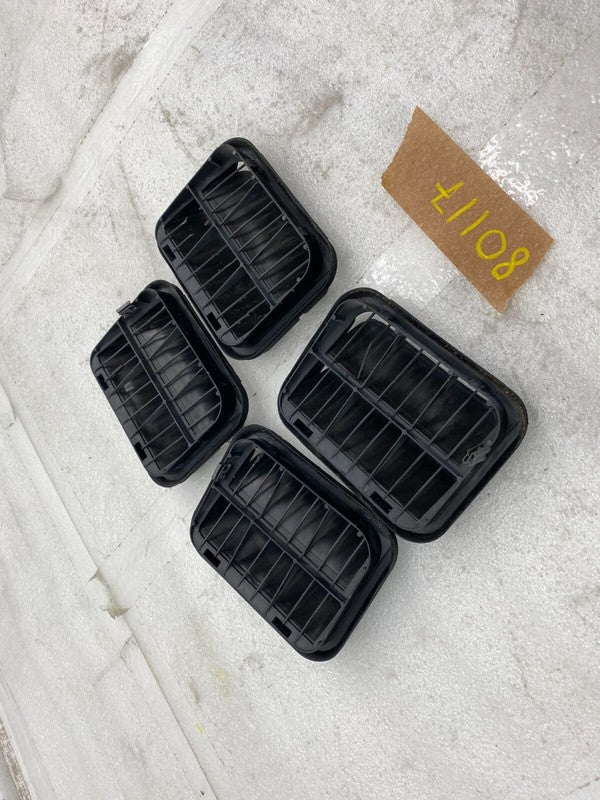 2F2A B280B62 AB ⭕ 12-20 Tesla Model S Rear Quarter Panel Rubber Flap Extractor Air Vent Grille