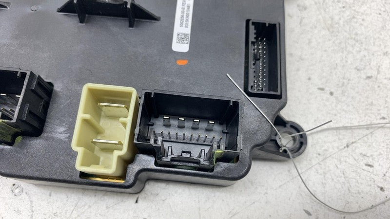 106205600B 2016-2020 Tesla Model X Rear Falcon Controller Door Control Module 1062056-00-B