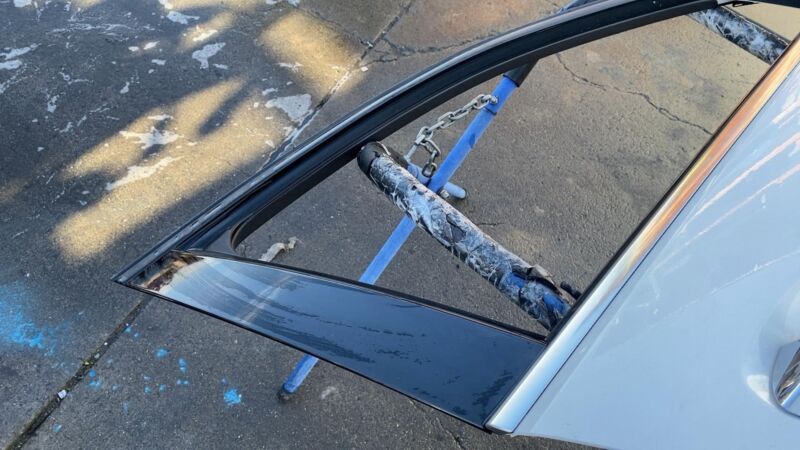 A 212 820 13 02 ⭕2014-2016 Mercedes-Benz E350 Front Door Shell Panel Right A2128201302 White 149