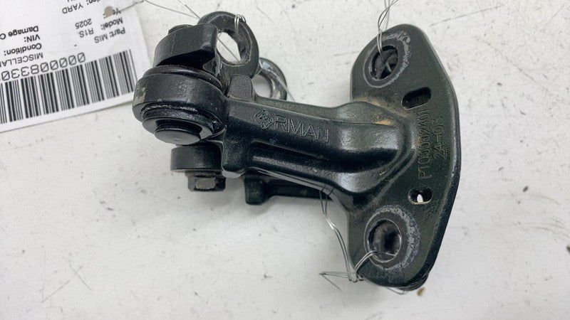 ⭕22-25 Rivian R1S Rear Passenger Side Door Hinge Upper & Lower Right P