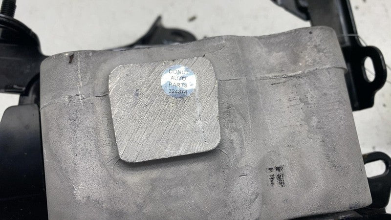 ⭕ 2023-2024 Toyota Prius Driver Side Engine Motor Mount Bracket Insula