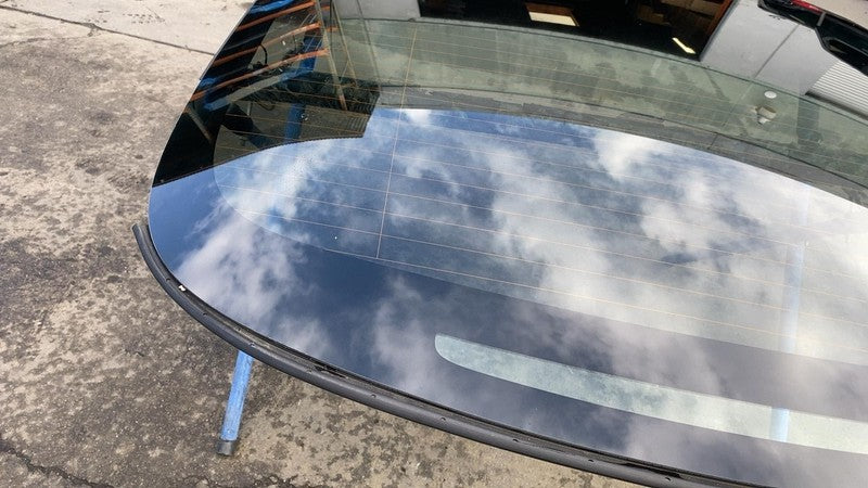 ⭕ 21-23 Model 3 M3 Rear Trunk Panoramic Backlite Glass Back Section 14