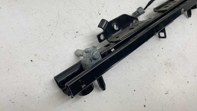⭕ 2017-2023 Model 3 Front Right Seat Rail Track Left Side Section 1101