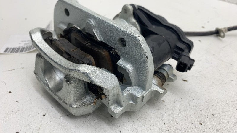 ⭕ 2023-2024 Toyota Prius Rear Driver Side Caliper w/ Brake Hose Line L